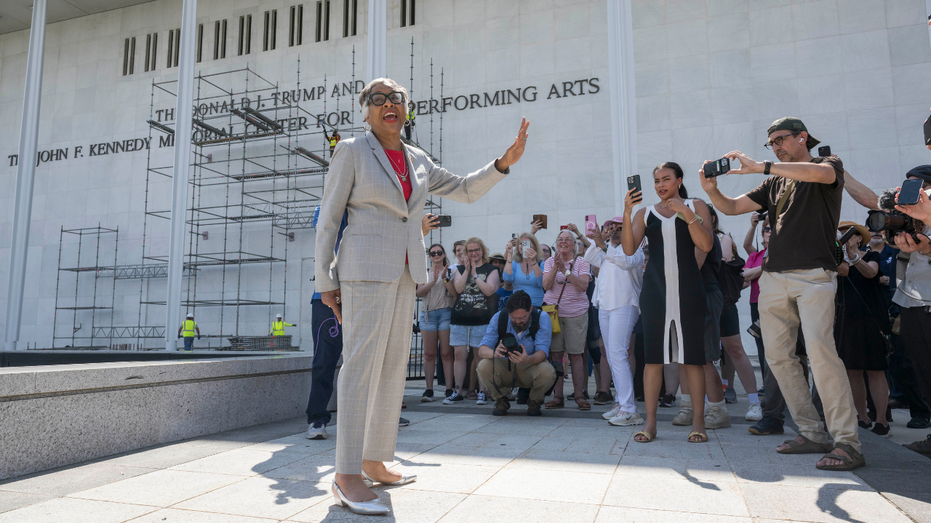 Dem who sued to remove Trump’s name from Kennedy Center now says venue becoming ‘lifeless husk’ in fresh fight Dem who sued to remove Trump’s name from Kennedy Center now says venue becoming ‘lifeless husk’ in fresh fight