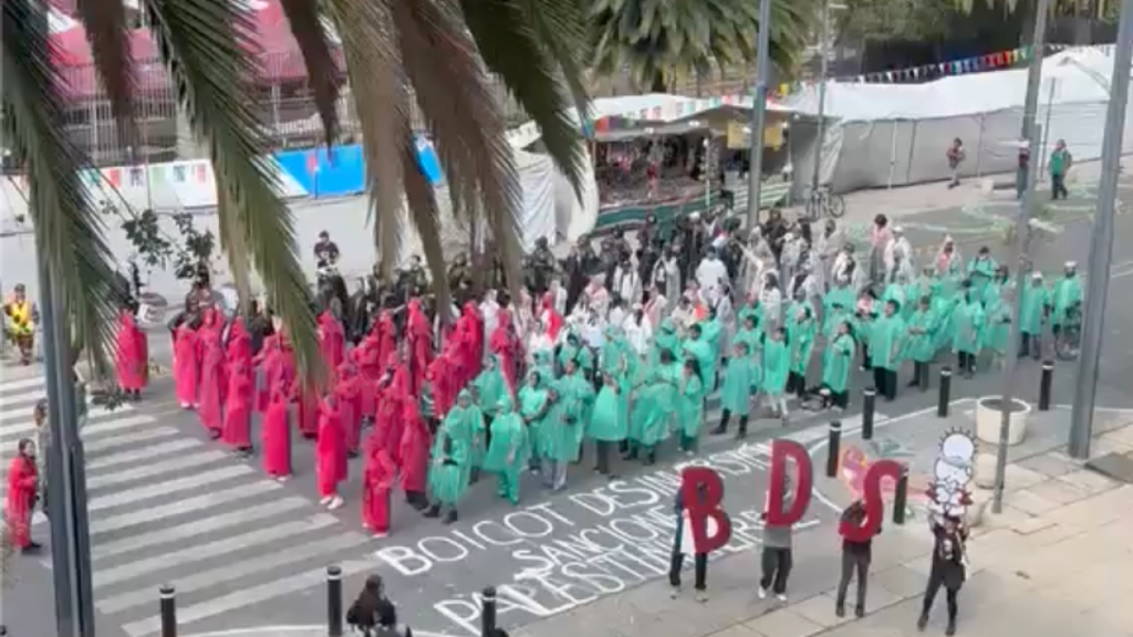 Activists form human Palestine flag at World Cup opener in Mexico City Activists form human Palestine flag at World Cup opener in Mexico City