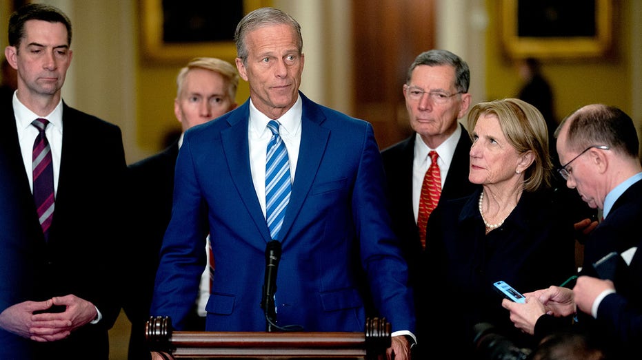 Reporter’s Notebook: Senate Republicans brace for tough lunch with Trump amid legislative clashes Reporter’s Notebook: Senate Republicans brace for tough lunch with Trump amid legislative clashes