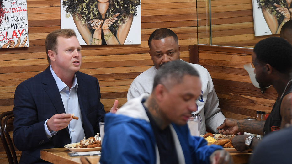 Spencer Pratt stops at iconic LA restaurant on Election Day, vows to make city ‘streets safe again’