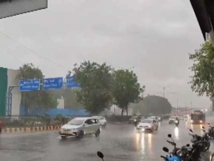 Delhi-NCR Weather Update: Rain lashes parts of national capital; IMD issues red alert for storms Delhi-NCR Weather Update: Rain lashes parts of national capital; IMD issues red alert for storms