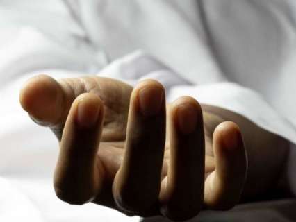 Doctor allegedly dies by suicide in Delhi hospital, 3-page note mentions family’s inter-caste marriage Doctor allegedly dies by suicide in Delhi hospital, 3-page note mentions family’s inter-caste marriage