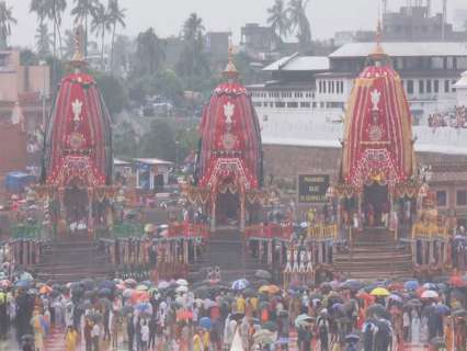 Stampede at Jagannath Rath Yatra in Puri leaves 1 dead, over 100 injured: What led to it? Stampede at Jagannath Rath Yatra in Puri leaves 1 dead, over 100 injured: What led to it?