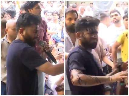 Woman hurls ink at CJP founder Abhijeet Dipke, netizens call it ‘Kejriwal script 2.0’ Woman hurls ink at CJP founder Abhijeet Dipke, netizens call it ‘Kejriwal script 2.0’