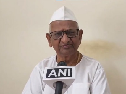 Anna Hazare appeals to govt over Sonam Wangchuk’s hunger strike: ‘Should not test his limits’ Anna Hazare appeals to govt over Sonam Wangchuk’s hunger strike: ‘Should not test his limits’