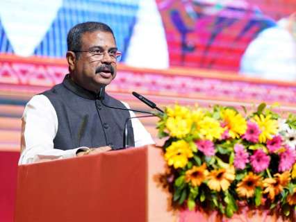 ‘Owe students more than outrage’: Dharmendra Pradhan accuses Rahul Gandhi of ‘shamelessly exploiting students’ ‘Owe students more than outrage’: Dharmendra Pradhan accuses Rahul Gandhi of ‘shamelessly exploiting students’