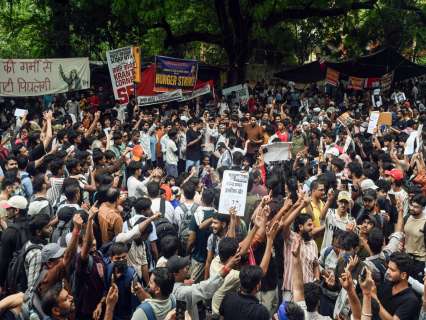 Delhi govt withdraws cases against CJP protesters, but no relief for those with criminal records Delhi govt withdraws cases against CJP protesters, but no relief for those with criminal records