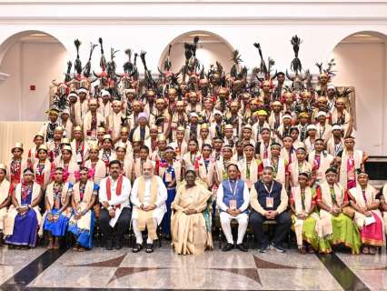 President Murmu hosts 209-member Bastar delegation, says Bastar heritage is national treasure President Murmu hosts 209-member Bastar delegation, says Bastar heritage is national treasure