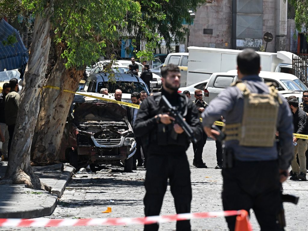 Bomb attacks rattle Damascus but for most Syrians, life goes on Bomb attacks rattle Damascus but for most Syrians, life goes on