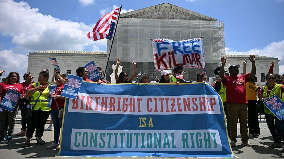 Trump birthright citizenship fight comes roaring back with ‘invaders’ play after Kavanaugh roadmap Trump birthright citizenship fight comes roaring back with ‘invaders’ play after Kavanaugh roadmap