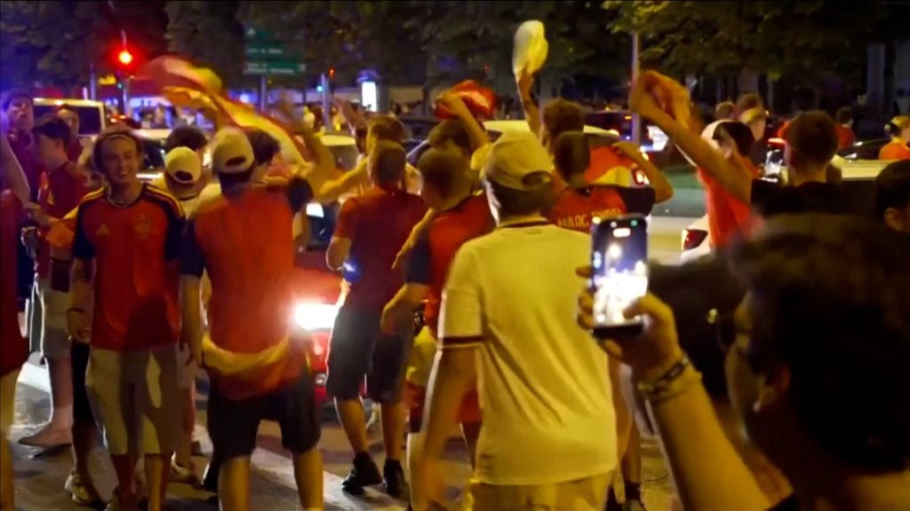 Spain fans erupt as team reaches World Cup final Spain fans erupt as team reaches World Cup final