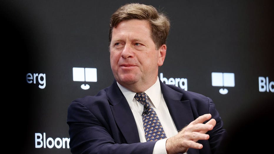 Trump’s DNI pick clears key hurdle, reviving path for nation’s top anti-terror surveillance program Trump’s DNI pick clears key hurdle, reviving path for nation’s top anti-terror surveillance program