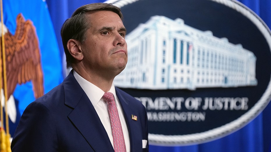 Liberal law professor breaks with Obama judge over Trump lawyer crackdown: ‘I refuse to teach’ it Liberal law professor breaks with Obama judge over Trump lawyer crackdown: ‘I refuse to teach’ it