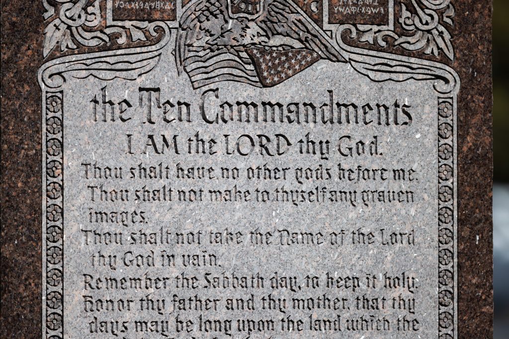 Houston mothers challenge Ten Commandments posters under Texas’ new parental rights amendment Houston mothers challenge Ten Commandments posters under Texas’ new parental rights amendment