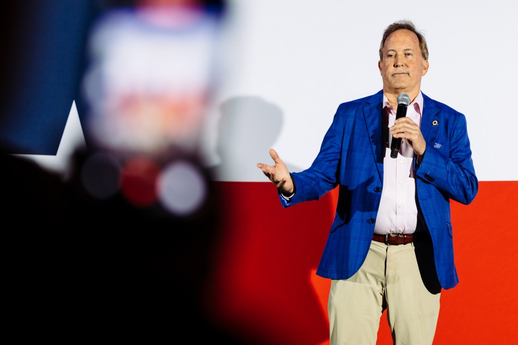 Paxton promises to ban Chinese technology and chatbots that endanger children in data center platform Paxton promises to ban Chinese technology and chatbots that endanger children in data center platform