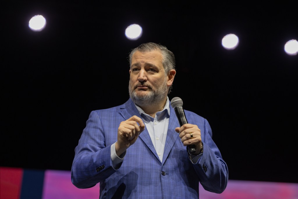 Ted Cruz’s college sports bill hangs in the balance as U.S. Senate scrambles ahead of August recess