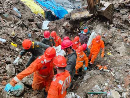 Bhiwandi tragedy: Survivors blame simultaneous column repairs for deadly building collapse Bhiwandi tragedy: Survivors blame simultaneous column repairs for deadly building collapse