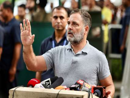 Rahul Gandhi slams PM Modi over students’ protest: ‘Forcibly demanding apology of a 15-year-old girl’ Rahul Gandhi slams PM Modi over students’ protest: ‘Forcibly demanding apology of a 15-year-old girl’