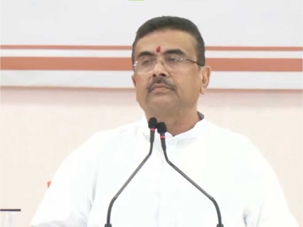 Suvendu Adhikari slams Trinamool over Asish Banerjee’s death: ‘TMC might try to intimidate family’ Suvendu Adhikari slams Trinamool over Asish Banerjee’s death: ‘TMC might try to intimidate family’