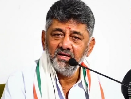 Vande Mataram Row Escalates: Karnataka CM vows to sing only two stanzas of national song Vande Mataram Row Escalates: Karnataka CM vows to sing only two stanzas of national song