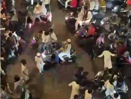 Mumbai Police book 3 after violence erupts between two groups in Parel Mumbai Police book 3 after violence erupts between two groups in Parel