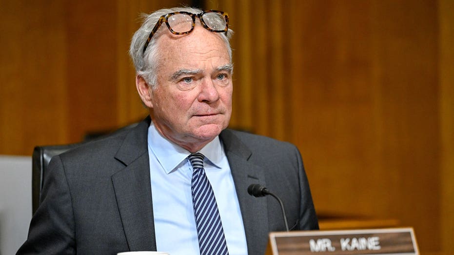 Dem senator accuses Pentagon of murder with boat strikes targeting drug traffickers Dem senator accuses Pentagon of murder with boat strikes targeting drug traffickers