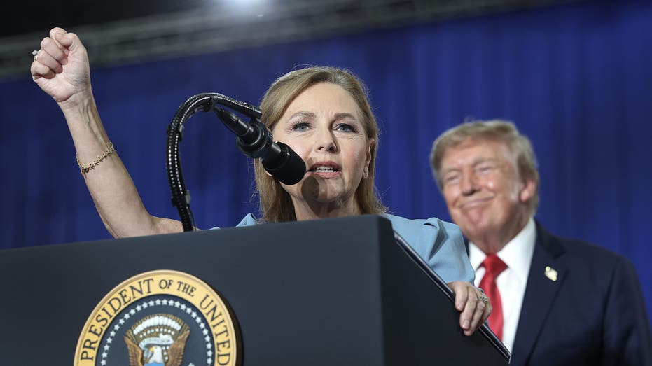 Trump fires back after protester interrupts Myrtle Beach rally for Graham: ‘Mom is voting for us’ Trump fires back after protester interrupts Myrtle Beach rally for Graham: ‘Mom is voting for us’
