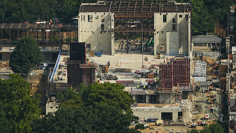 Trump’s White House ballroom construction gets another lifeline from SCOTUS amid heated legal fight Trump’s White House ballroom construction gets another lifeline from SCOTUS amid heated legal fight