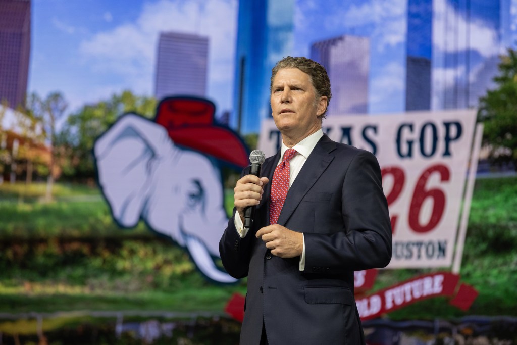 Several Texas Republicans condemn Bo French’s racist posts calling Asian students at UT a “problem” Several Texas Republicans condemn Bo French’s racist posts calling Asian students at UT a “problem”