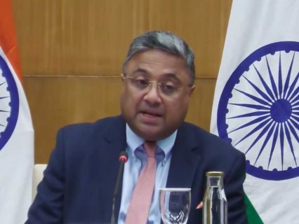 ‘Govt committed to ensuring that fugitives are brought back to India to face law’: MEA ‘Govt committed to ensuring that fugitives are brought back to India to face law’: MEA