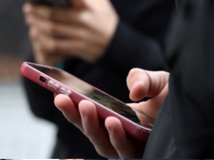 Social Media Safety for Children: Supreme Court seeks Centre’s response on firewalls, parental consent Social Media Safety for Children: Supreme Court seeks Centre’s response on firewalls, parental consent