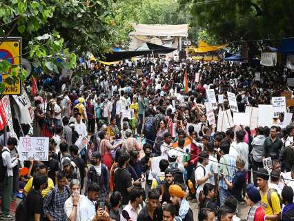 After SC rebuke, magistrate suspended over notice to student for CJP protest After SC rebuke, magistrate suspended over notice to student for CJP protest