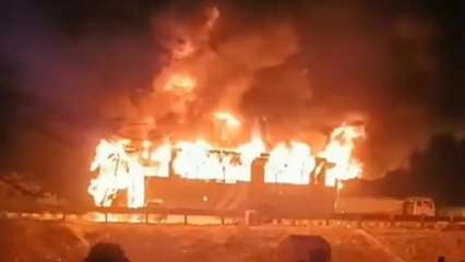9 killed, many others injured as tourist bus catches fire in Greater Noida of UP 9 killed, many others injured as tourist bus catches fire in Greater Noida of UP
