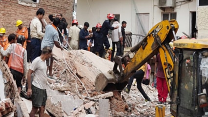 Satya Niketan PG collapse: MCD demolishes 543 properties, seals 178 in Delhi crackdown Satya Niketan PG collapse: MCD demolishes 543 properties, seals 178 in Delhi crackdown