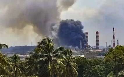 Mangaluru MRPL blast sparks panic: Loud explosion heard across kilometres, smoke fills sky | Video