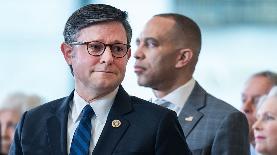 GOP handed new lifeline on biggest pocketbook fight of midterms