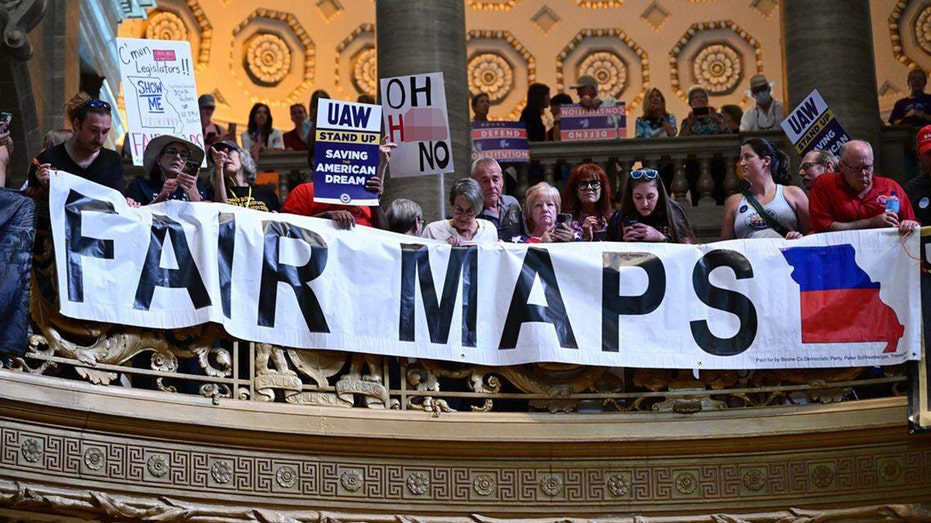 Supreme Court blocks Missouri from using new congressional map in 2026 election Supreme Court blocks Missouri from using new congressional map in 2026 election
