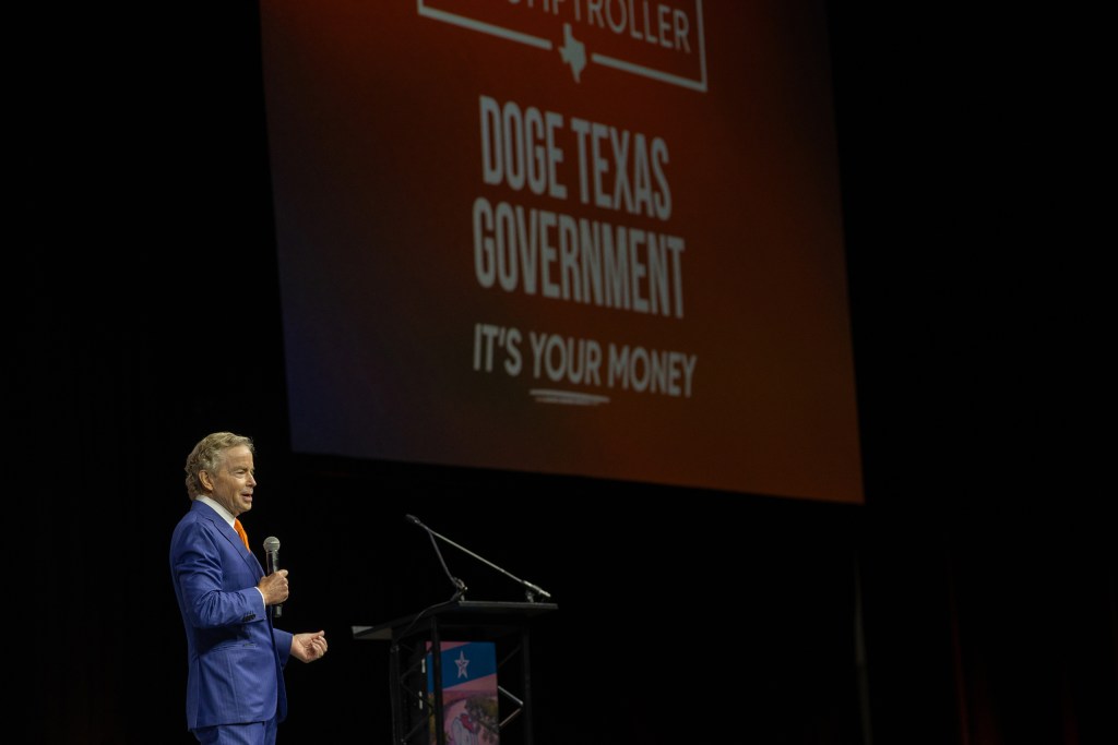 Texas Comptroller Don Huffines issues series of “executive orders,” raising questions about his office’s authority Texas Comptroller Don Huffines issues series of “executive orders,” raising questions about his office’s authority