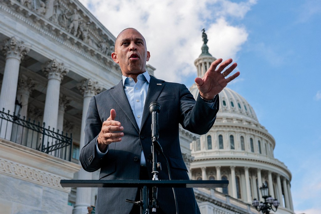 Hakeem Jeffries to campaign in Texas on behalf of Bexar County congressional candidate Johnny Garcia Hakeem Jeffries to campaign in Texas on behalf of Bexar County congressional candidate Johnny Garcia