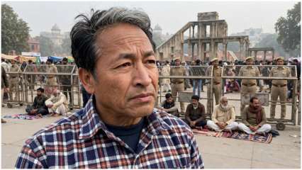 ‘Will fast if they aren’t freed’: Sonam Wangchuk’s ultimatum to Centre over 3,000 detentions in Delhi ‘Will fast if they aren’t freed’: Sonam Wangchuk’s ultimatum to Centre over 3,000 detentions in Delhi