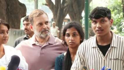 Anti-SIR Protest: Rahul Gandhi meets injured NSUI protesters, accuses cops of beating them, claims woman lost hearing Anti-SIR Protest: Rahul Gandhi meets injured NSUI protesters, accuses cops of beating them, claims woman lost hearing