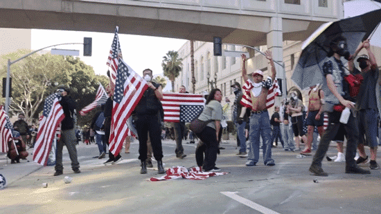 ‘No Kings’ foot soldiers ignore organizers’ warning, go all in for Democrats ‘No Kings’ foot soldiers ignore organizers’ warning, go all in for Democrats