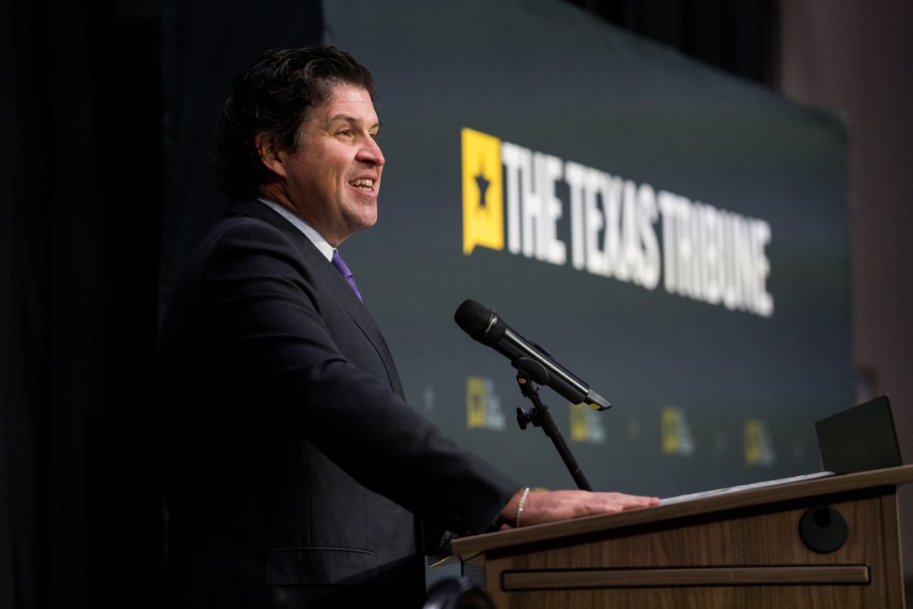 TCU chancellor resigns after less than two years at helm TCU chancellor resigns after less than two years at helm