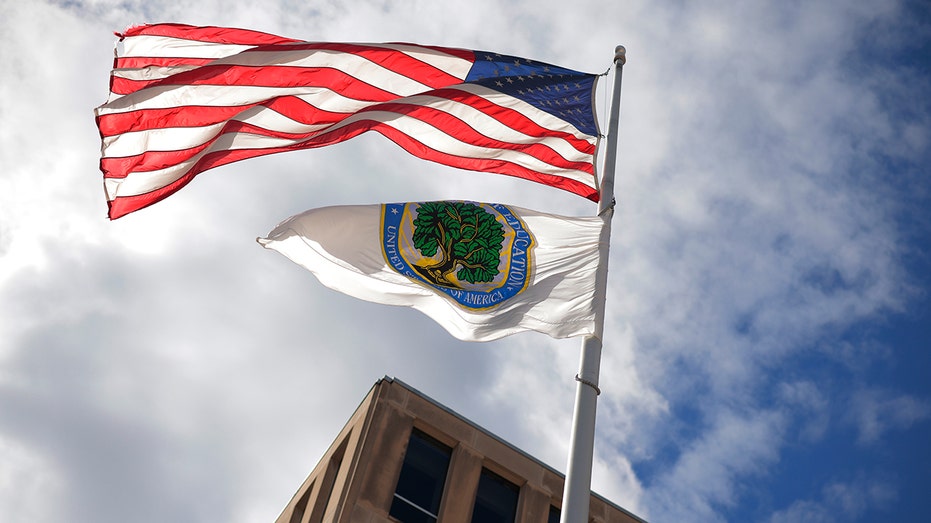 Major school district’s pledge with teachers’ union sparks racial discrimination complaint Major school district’s pledge with teachers’ union sparks racial discrimination complaint