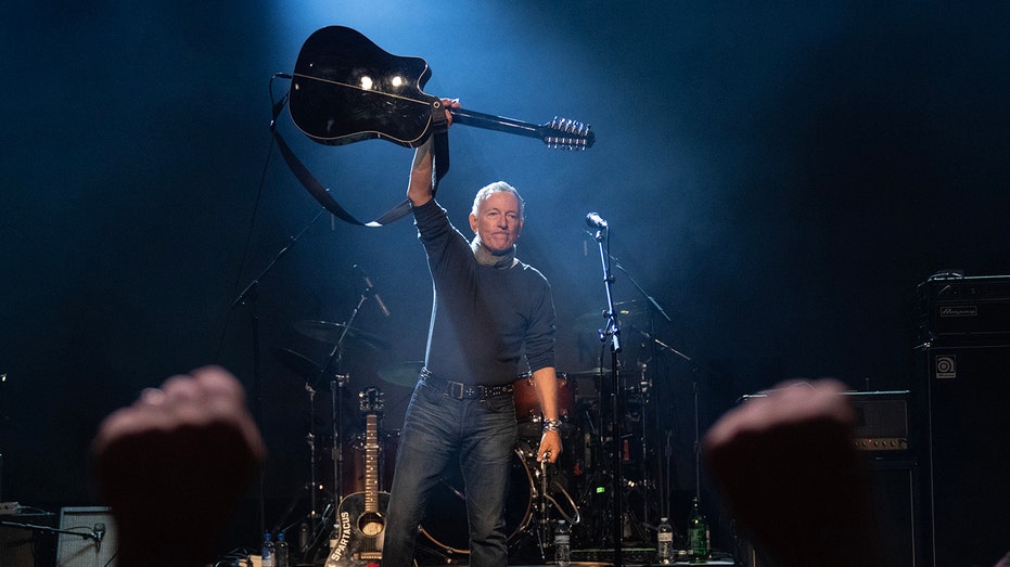 Springsteen, other stars share stage with hardcore leftist groups at music fest Springsteen, other stars share stage with hardcore leftist groups at music fest