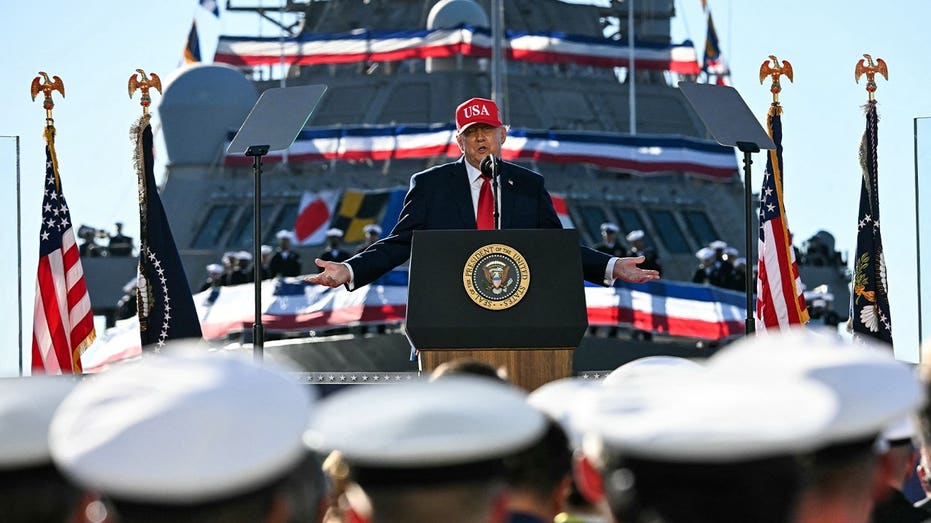 Trump reveals surprise American taxpayer stake in new .6B submarine deal Trump reveals surprise American taxpayer stake in new .6B submarine deal
