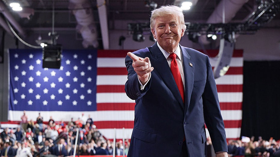 Trump rallies New York crowd for Republican Bruce Blakeman’s bid to replace Gov. Kathy Hochul Trump rallies New York crowd for Republican Bruce Blakeman’s bid to replace Gov. Kathy Hochul