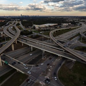 Car-dominant Texas needs more public transit to meet mobility demands, TxDOT report says