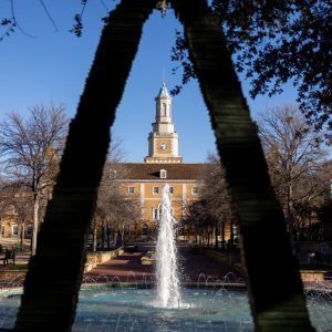 From racism claims to a $725,000 settlement, a UNT professor’s lawsuit mirrors Texas’ shifting views on free speech