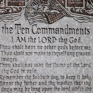 Houston mothers challenge Ten Commandments posters under Texas’ new parental rights amendment